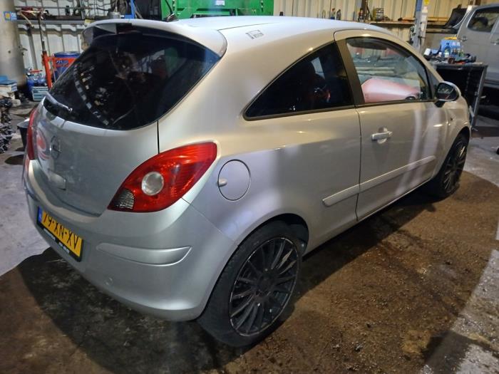 Opel Corsa D 1.4 16V Twinport Sloopvoertuig (2007, Grijs)