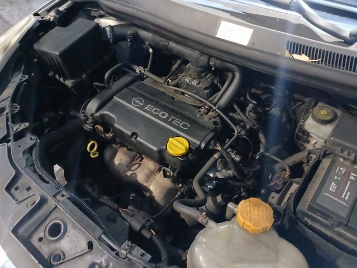 Opel Corsa D 1.4 16V Twinport Sloopvoertuig (2007, Grijs)