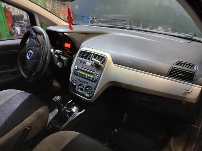 Fiat Grande Punto 1.2 Sloopvoertuig (2007, Zwart)