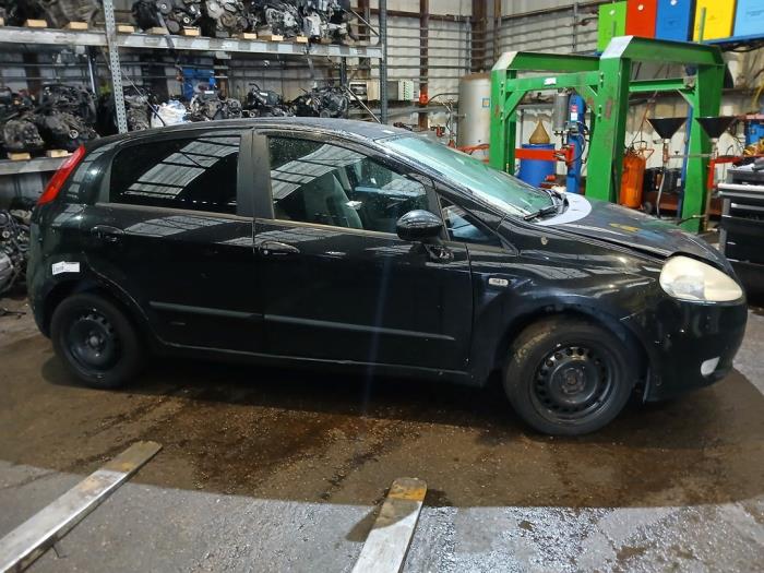 Fiat Grande Punto 1.2 Sloopvoertuig (2007, Zwart)