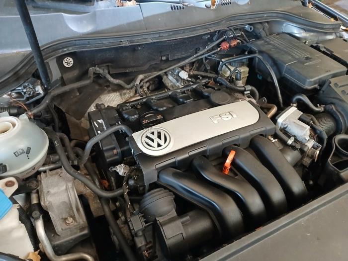 Volkswagen Passat 2.0 FSI 16V Sloopvoertuig (2005, Grijs)