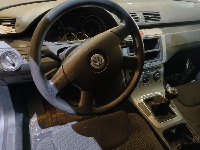 Volkswagen Passat 2.0 FSI 16V Sloopvoertuig (2005, Grijs)