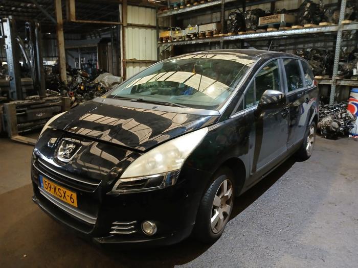 Peugeot 5008 I 1.6 VTI 16V Sloopvoertuig (2010, Zwart)