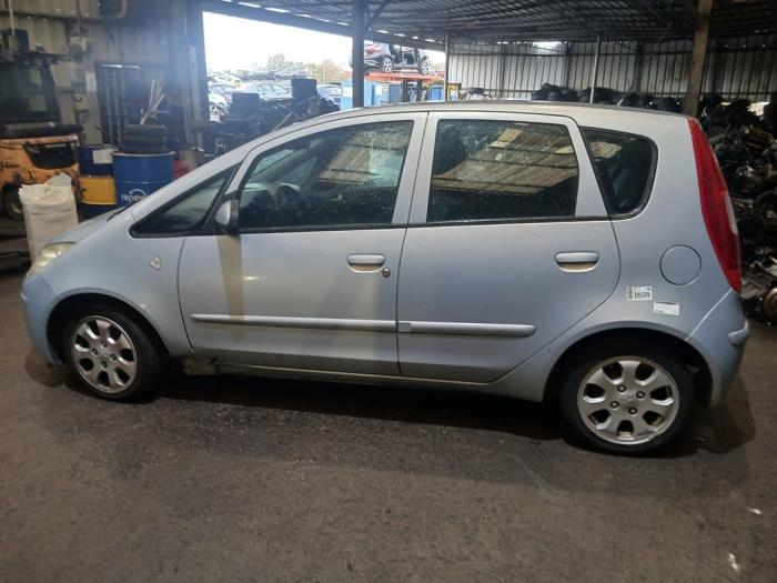 Mitsubishi Colt 1.3 16V Sloopvoertuig (2005, Blauw)