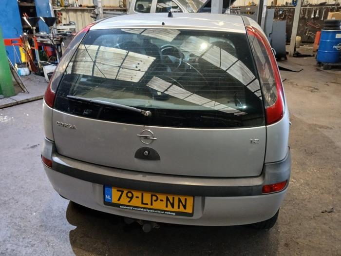 Opel Corsa C 1.2 16V Sloopvoertuig (2003, Grijs)