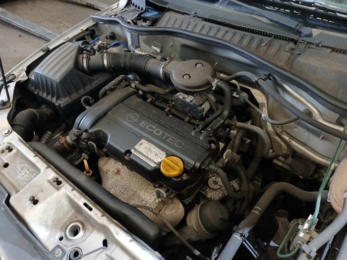 Opel Corsa C 1.2 16V Sloopvoertuig (2003, Grijs)