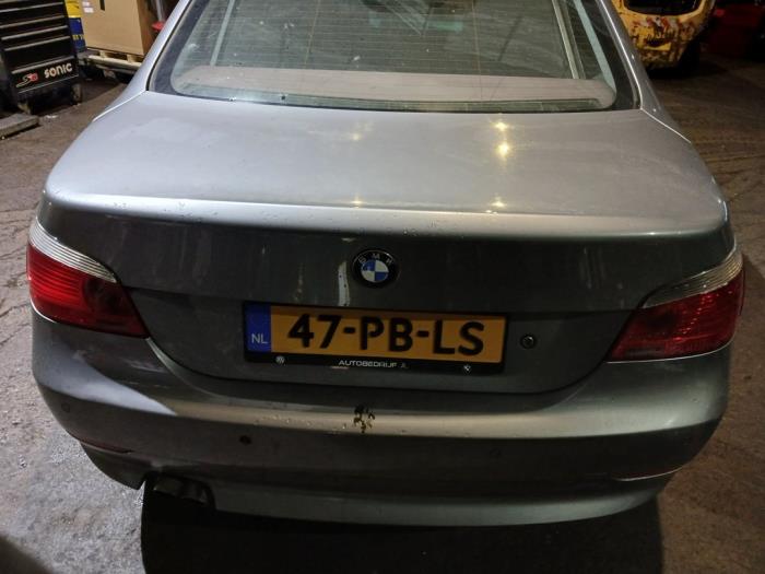 BMW 5 serie 520i 24V Sloopvoertuig (2004, Grijs)