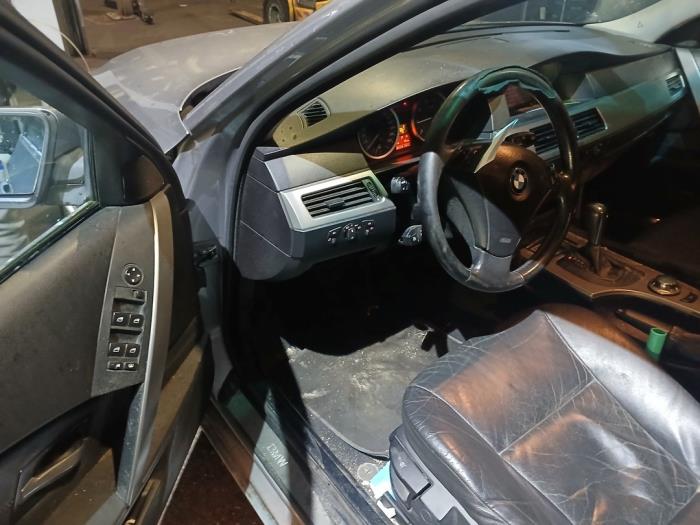 BMW 5 serie 520i 24V Sloopvoertuig (2004, Grijs)