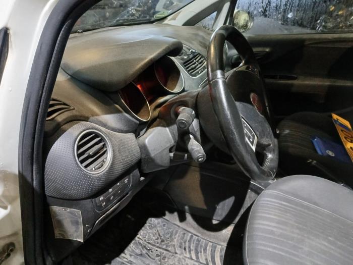 Fiat Punto Evo 1.3 JTD Multijet 85 16V Euro 5 Sloopvoertuig (2012, Wit)