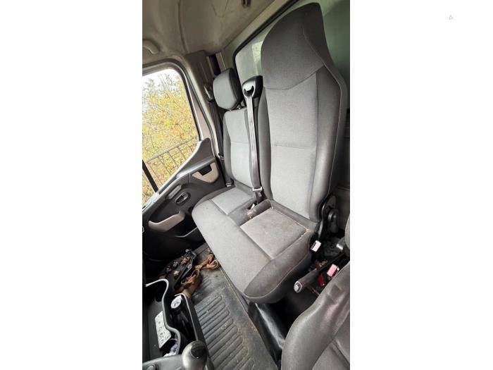 Renault Master III 2.3 dCi 150 16V Sloopvoertuig (2014, Metallic, Grijs)
