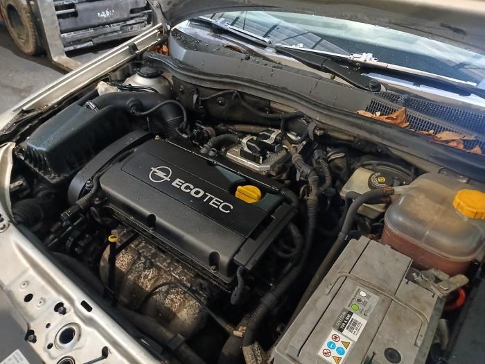 Opel Astra H SW 1.6 16V Twinport Sloopvoertuig (2007, Grijs)