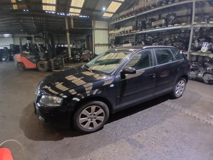 Audi A3 Sportback 1.6 Sloopvoertuig (2005, Zwart)