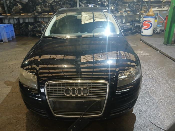Audi A3 Sportback 1.6 Sloopvoertuig (2005, Zwart)