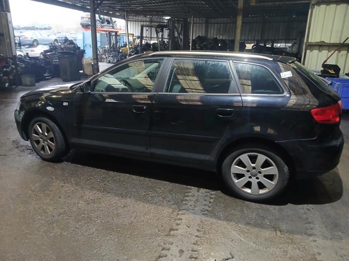 Audi A3 Sportback 1.6 Sloopvoertuig (2005, Zwart)