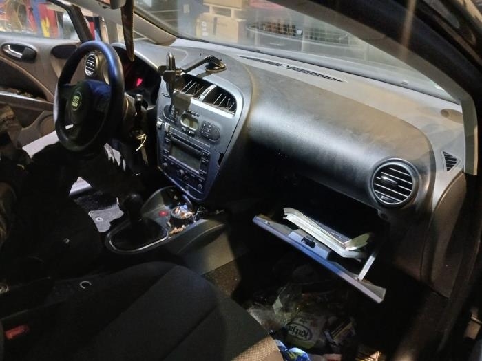 Seat Leon 2.0 FSI 16V Sloopvoertuig (2007, Grijs)