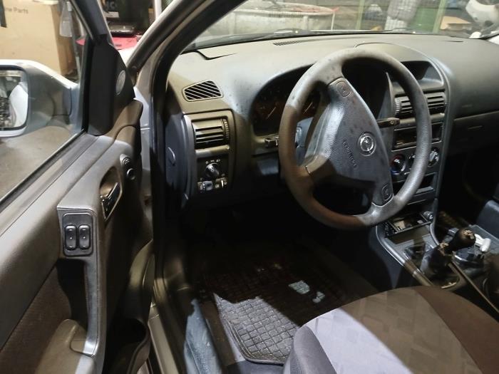 Opel Astra G 1.6 Sloopvoertuig (2000, Grijs)