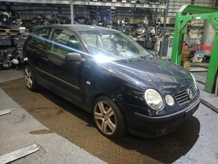Volkswagen Polo IV 1.4 16V Sloopvoertuig (2004, Zwart)