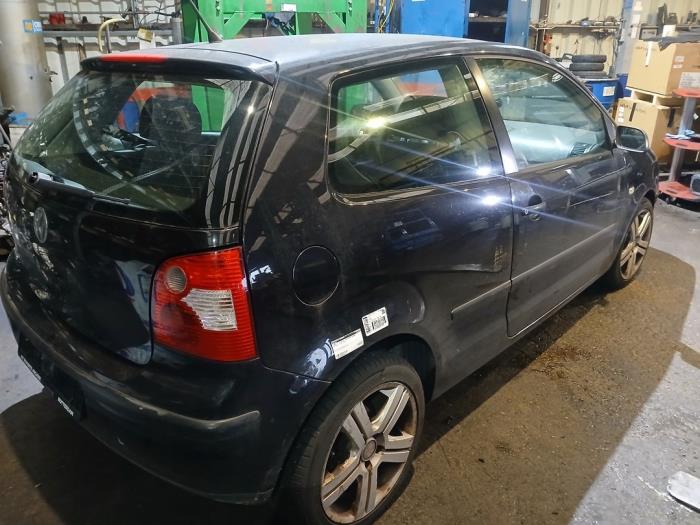 Volkswagen Polo IV 1.4 16V Sloopvoertuig (2004, Zwart)