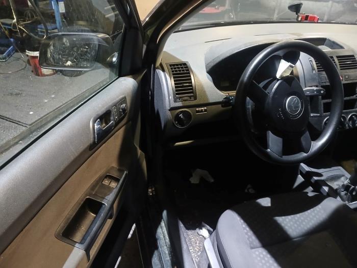 Volkswagen Polo IV 1.4 16V Sloopvoertuig (2004, Zwart)