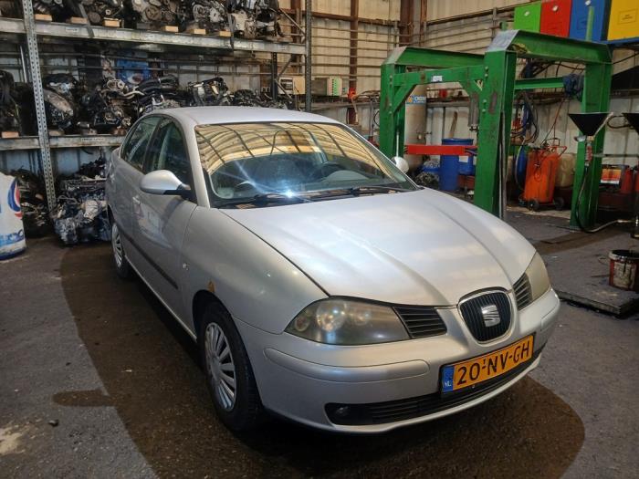 Seat Cordoba 1.4 16V Sloopvoertuig (2004, Grijs)