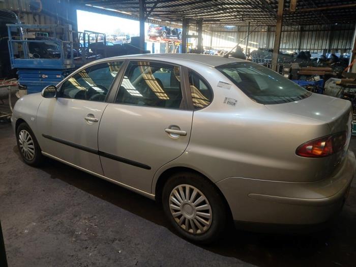 Seat Cordoba 1.4 16V Sloopvoertuig (2004, Grijs)
