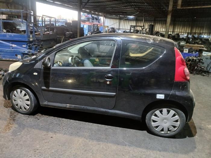 Peugeot 107 1.0 12V Sloopvoertuig (2006, Zwart)