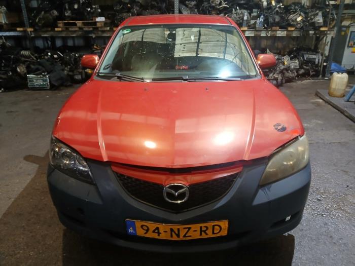 Mazda 3 1.6i 16V Sloopvoertuig (2004, Rood)