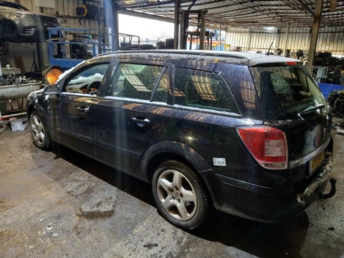 Opel Astra H SW 1.6 16V Twinport Sloopvoertuig (2008, Zwart)
