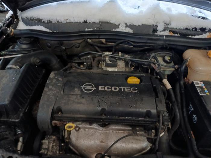 Opel Astra H SW 1.6 16V Twinport Sloopvoertuig (2008, Zwart)