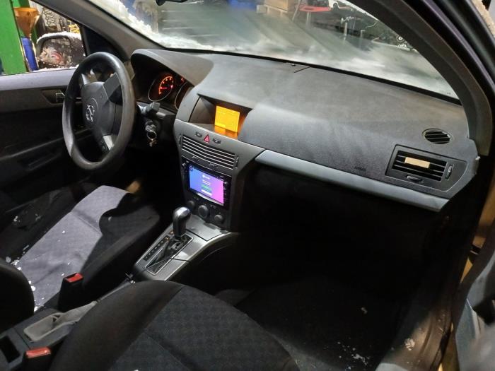 Opel Astra H 1.8 16V Sloopvoertuig (2004, Geel)