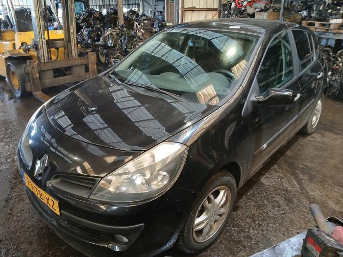 Renault Clio III 1.4 16V Sloopvoertuig (2006, Zwart)