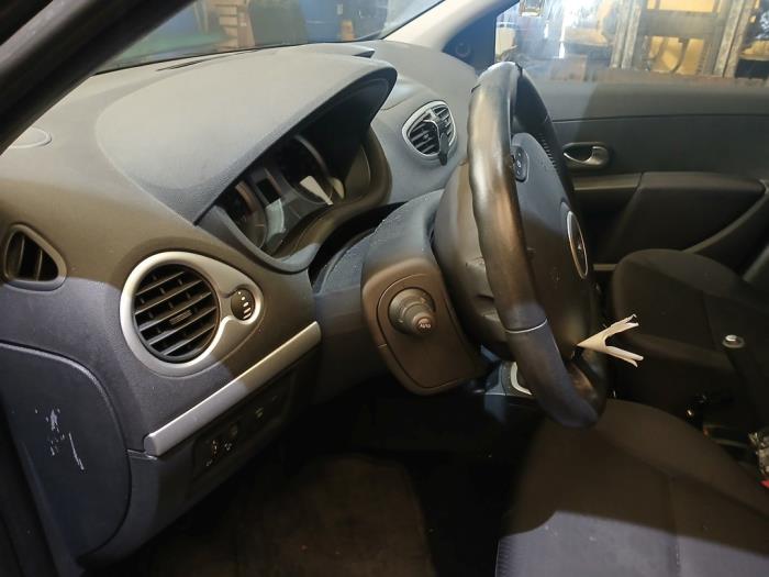 Renault Clio III 1.4 16V Sloopvoertuig (2006, Zwart)