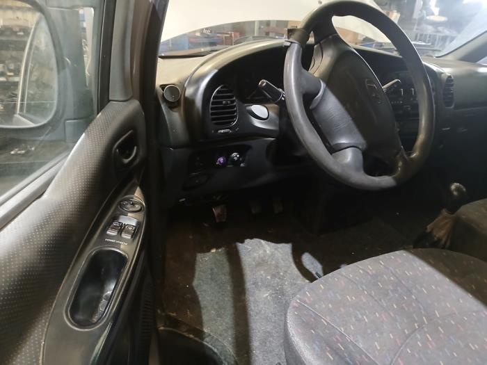 Hyundai H-1/H-200 2.5 CRDi Powervan Sloopvoertuig (2004, Graniet)