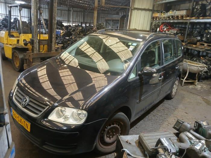 Volkswagen Touran 1.6 FSI 16V Sloopvoertuig (2006, Zwart)