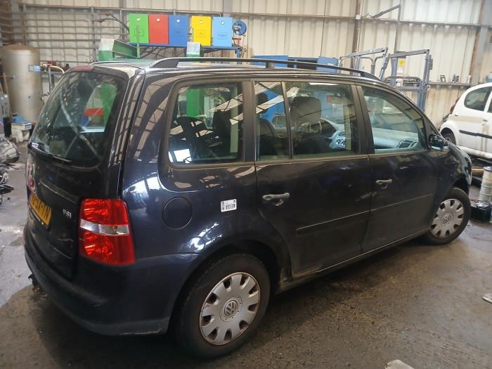Volkswagen Touran 1.6 FSI 16V Sloopvoertuig (2006, Zwart)