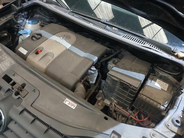 Volkswagen Touran 1.6 FSI 16V Sloopvoertuig (2006, Zwart)