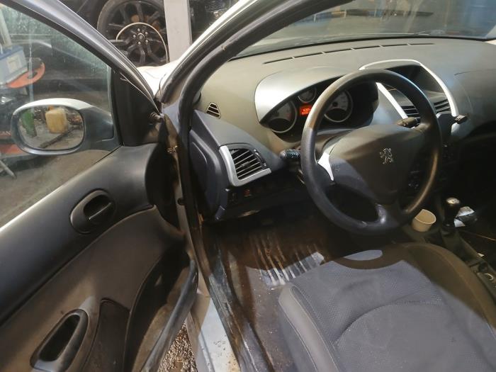 Peugeot 206+ 1.4 XS Sloopvoertuig (2010, Grijs)