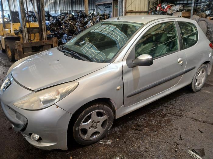 Peugeot 206+ 1.4 XS Sloopvoertuig (2010, Grijs)
