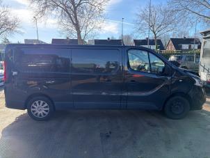 Renault Trafic 1.6 dCi Twin Turbo Sloopvoertuig (2017, Graniet)