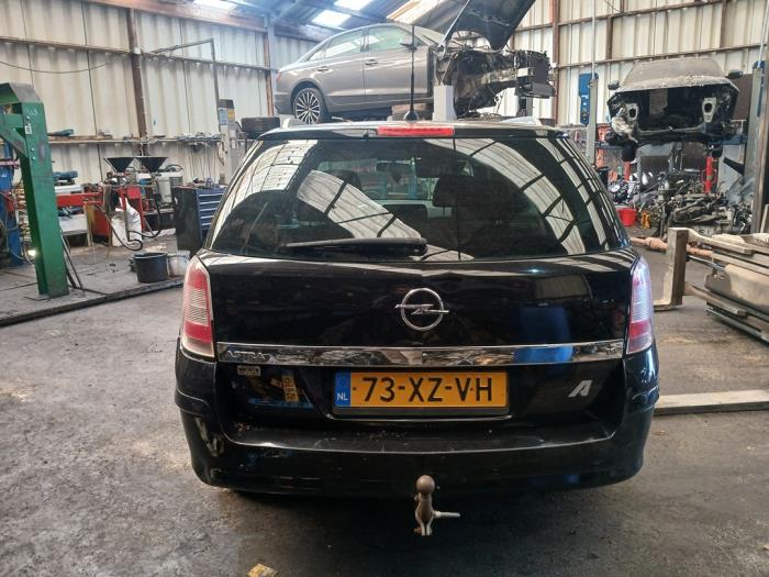 Opel Astra H SW 1.6 16V Twinport Sloopvoertuig (2007, Zwart)