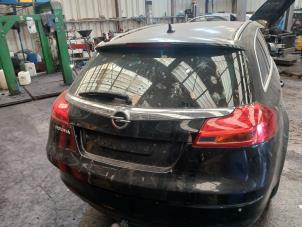 Opel Insignia Sports Tourer 1.8 16V Ecotec Sloopvoertuig (2010, Zwart)