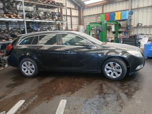 Opel Insignia Sports Tourer 1.8 16V Ecotec Sloopvoertuig (2010, Zwart)