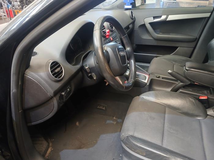 Audi A3 Sportback 2.0 T FSI 16V Quattro Sloopvoertuig (2006, Zwart)