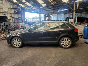 Audi A3 Sportback 2.0 T FSI 16V Quattro Sloopvoertuig (2006, Zwart)