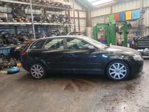 Audi A3 Sportback 2.0 T FSI 16V Quattro Sloopvoertuig (2006, Zwart)