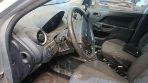 Ford Fiesta 5 1.3 Sloopvoertuig (2005, Grijs)