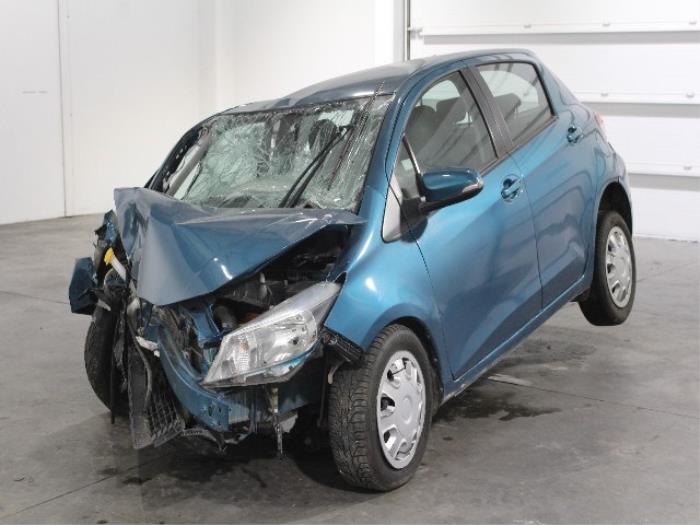 Toyota Yaris III (P13) 1.4 D-4D-F