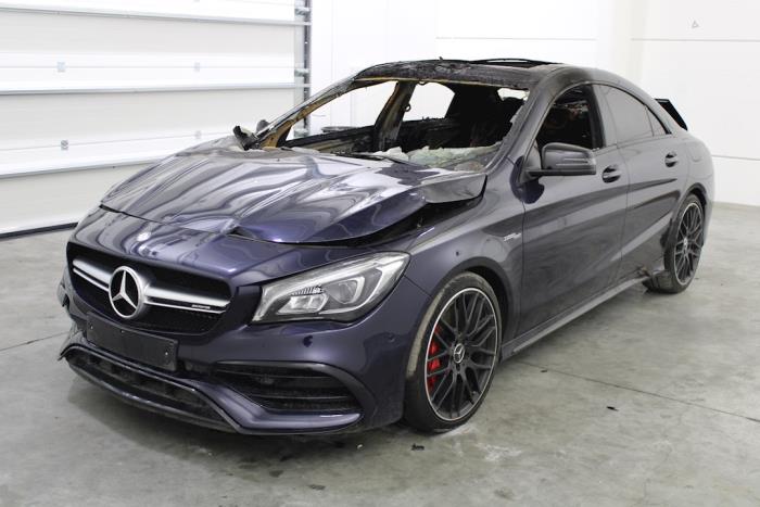 Mercedes CLA (117.3) 2.0 AMG CLA-45 Turbo 16V