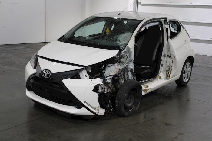 Aygo (B40), Voiture à hayon, 2014