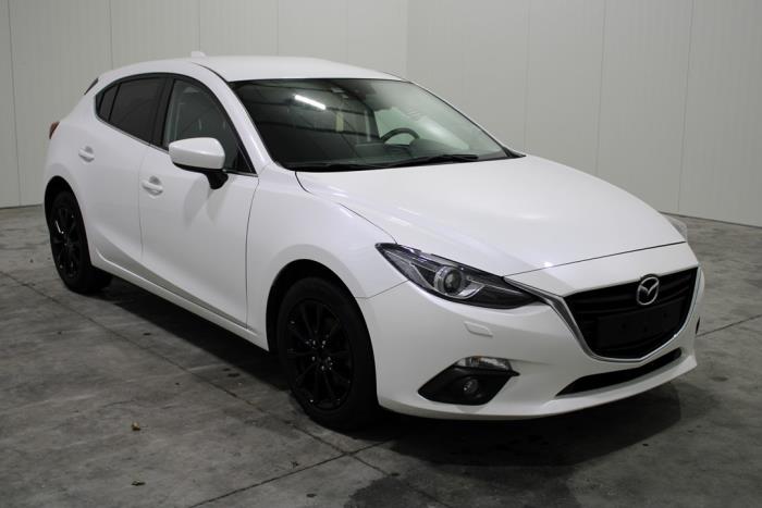 Mazda 3 1.5 Skyactiv-G 100 16V Sloopvoertuig (2015, Wit)